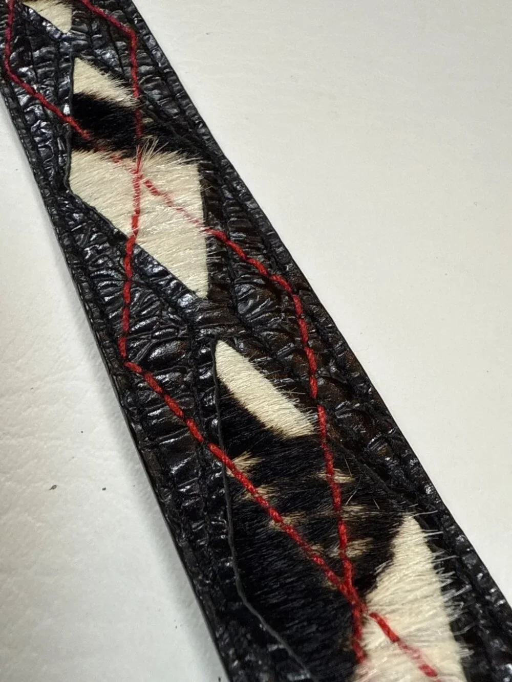 Michael Kors vintage Genuine Leather Black Belt womens Medium W/Faux Hair Design
